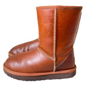 UGG Classic Short II Water-resistant Warm Chestnut Leather Boot
